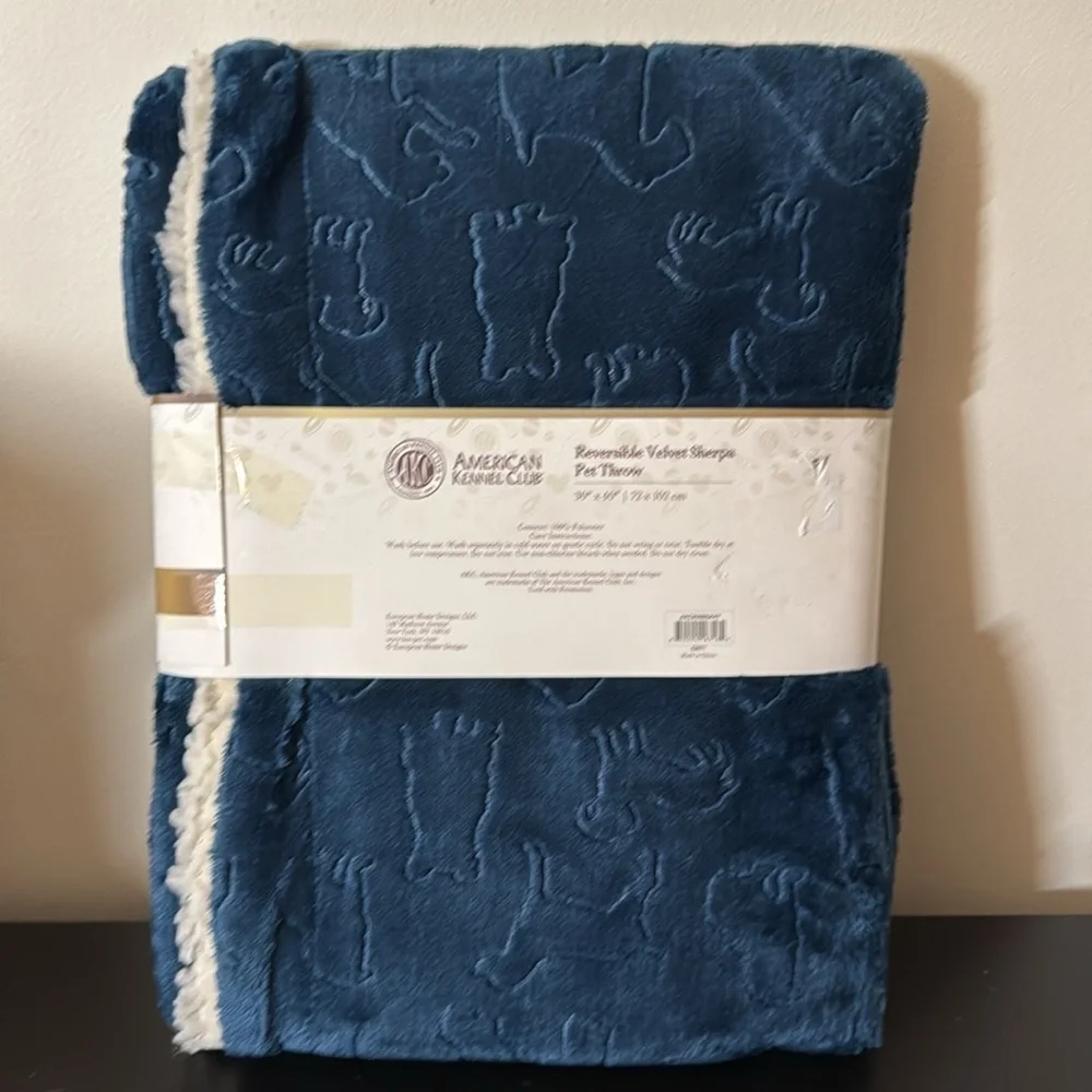 American Kennel Club Premium Velvet Sherpa Pet Blanket |‎ NWT